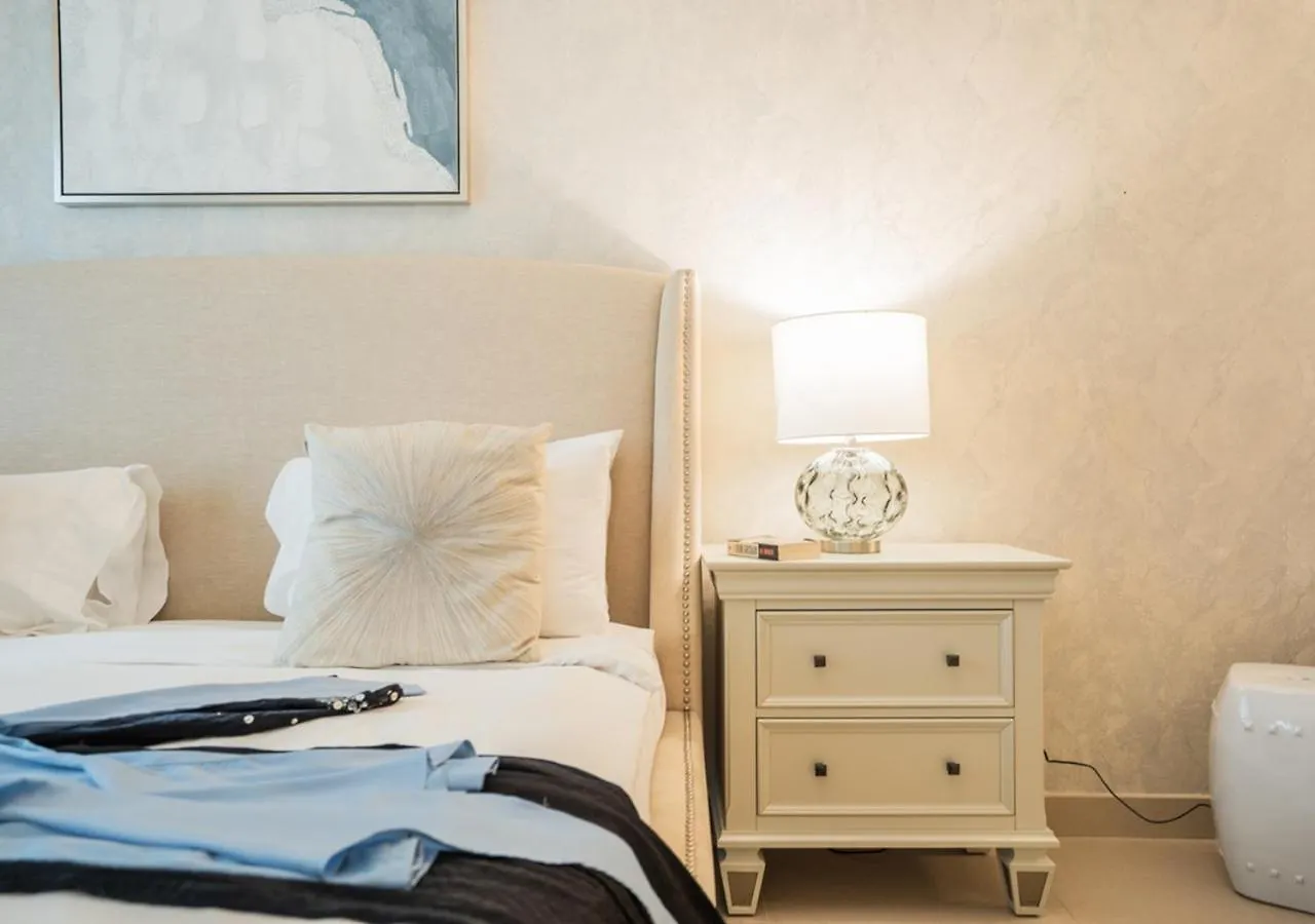 Nasma Luxury Stays - Central Park Tower Dubai United Arab Emirates