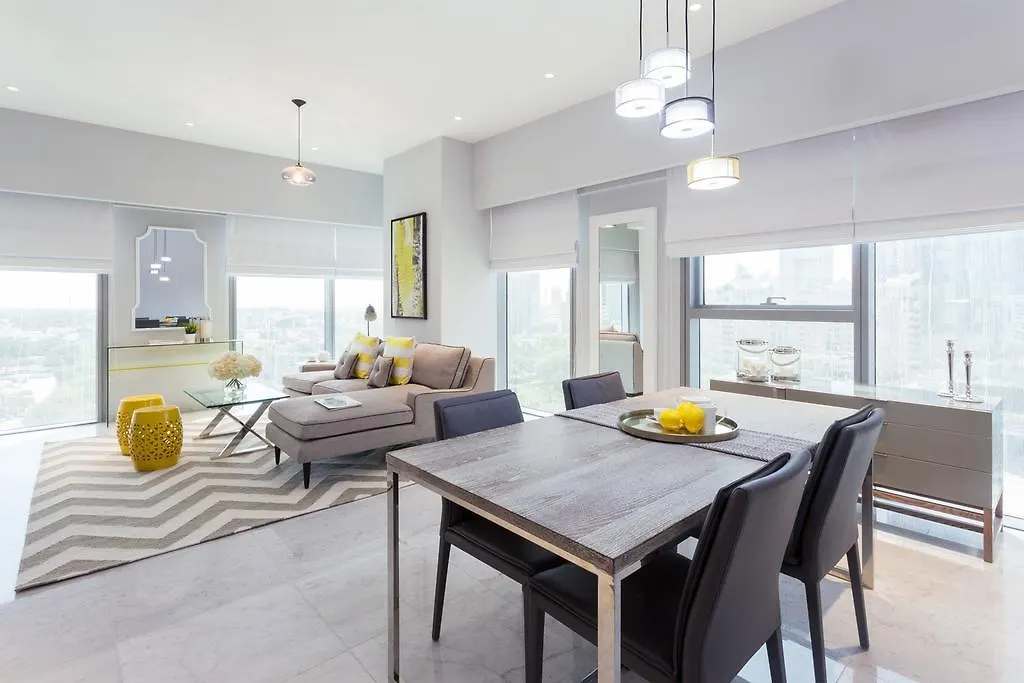 Nasma Luxury Stays - Central Park Tower Dubai Apartment