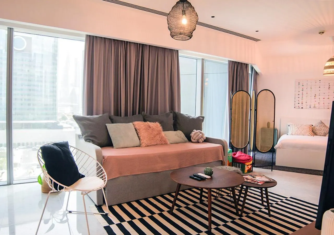 Nasma Luxury Stays - Central Park Tower Dubai Appartamento